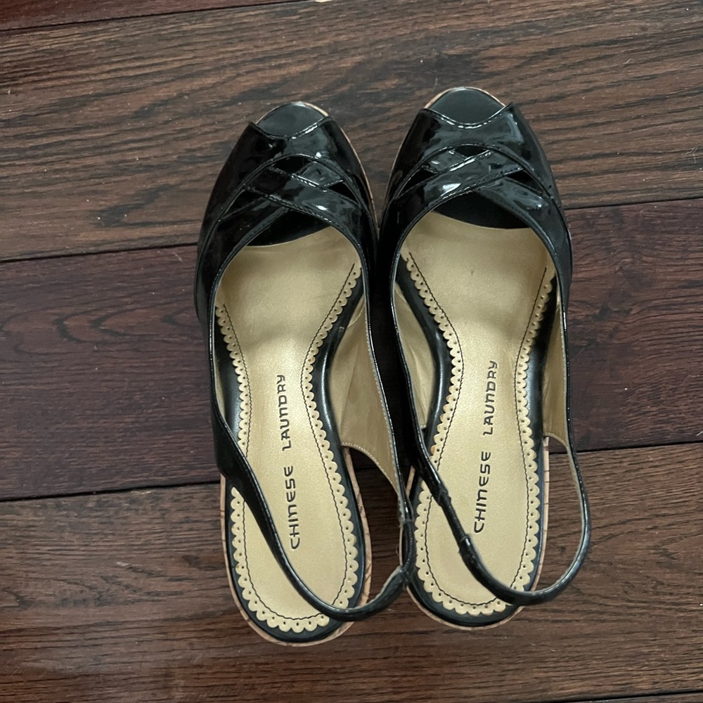 VINTAGE Chinese Laundry Heels